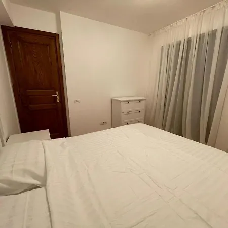 Mikerynos 1 Apartment